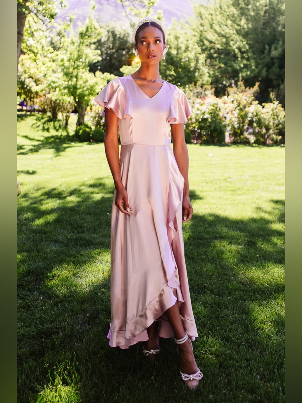 NWT Ivy City Co Callie Dress in Blush Pink Satin Ruffled V-Neck Maxi Size 14